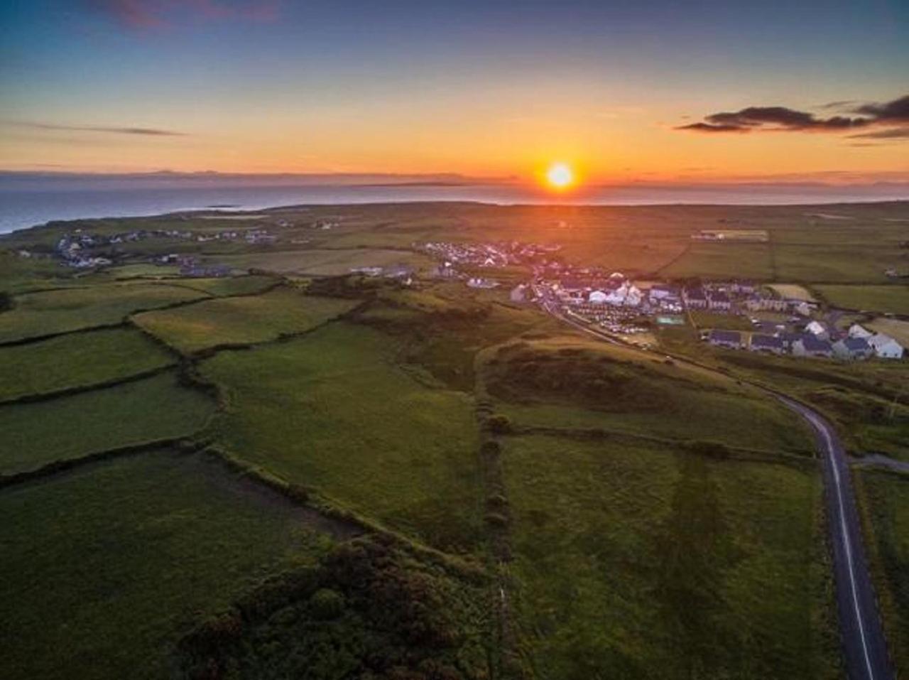 Elfin Cottage Doolin Exteriér fotografie